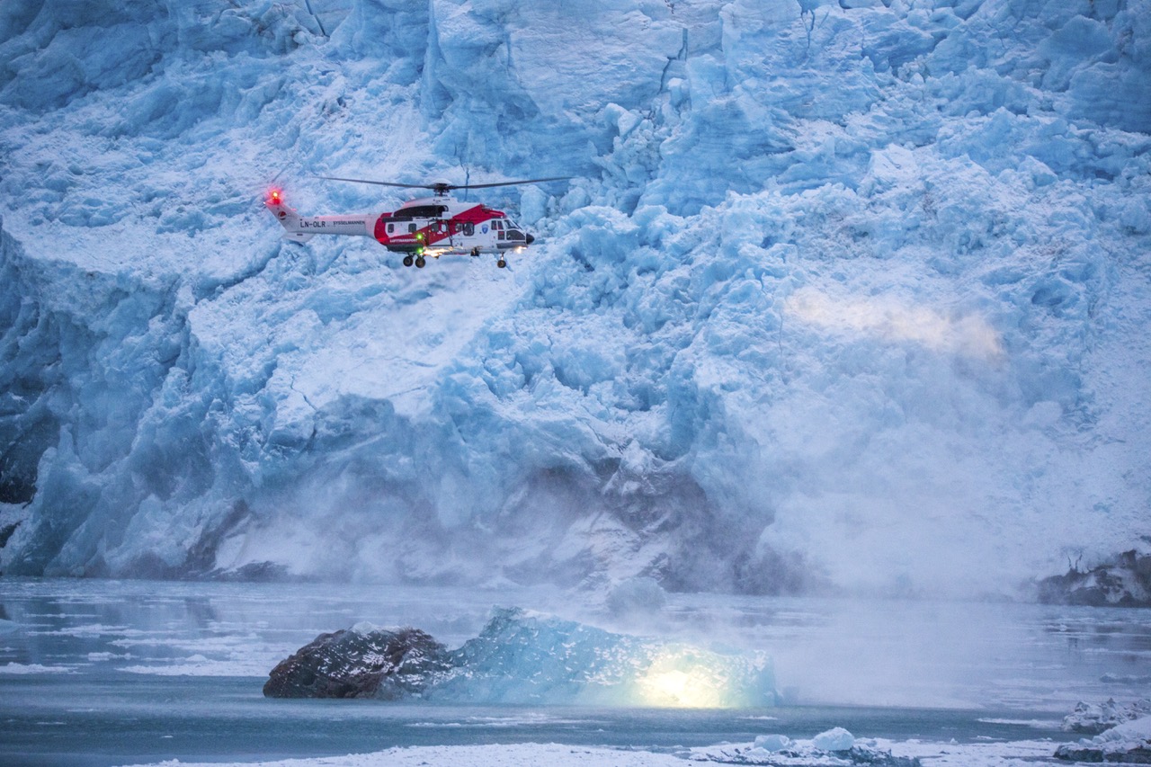 Helikopter på Svalbard. Illustrasjonsfoto: Fredrik Naumann/Felix Features