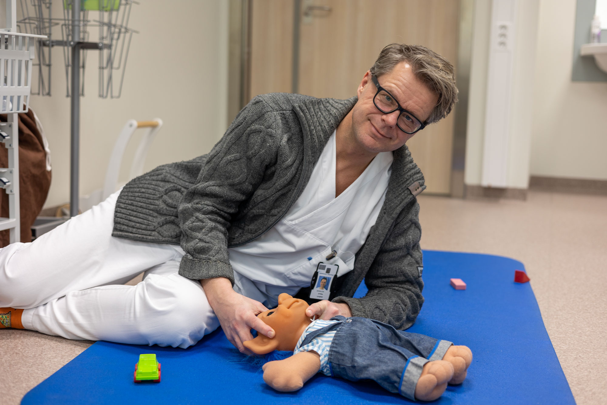 Ulf Wike Ljungblad har satt fokus på hjerte- og lungeredning for barn. Foto: Jørn Finsrud.